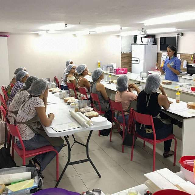 Curso Mestra dos Bolos de Laíse Gama é bom e vale a pena