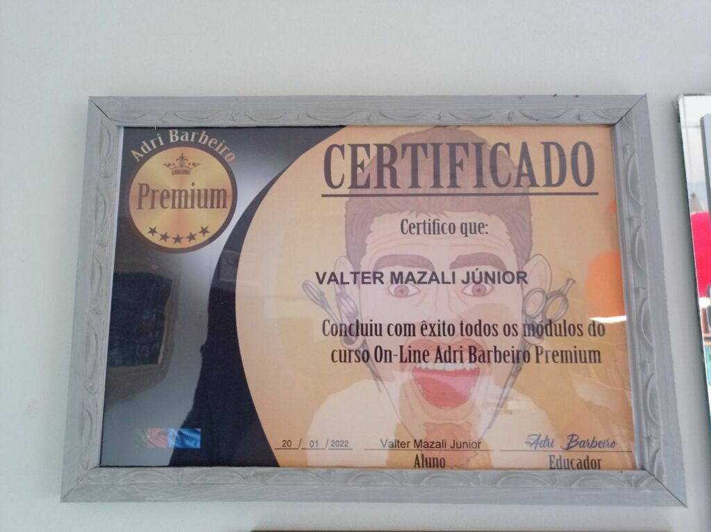 Curso Adri Barbeiro Premium depoimento e resultados prints de alunos