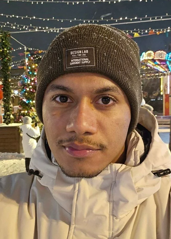 Thiago de Melo é Confiavel